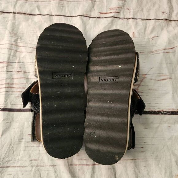 Vionic Brielle Snakeskin Sandal Size 10 - Picture 6 of 7